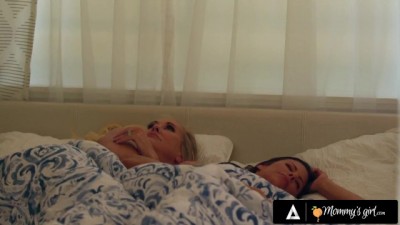 Busty Stepmoms Scissor Teen They Catch Jerking Off (+18)