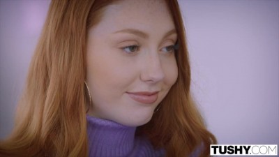 TUSHY Thicc college student won't stop until she is gaped by her teacher